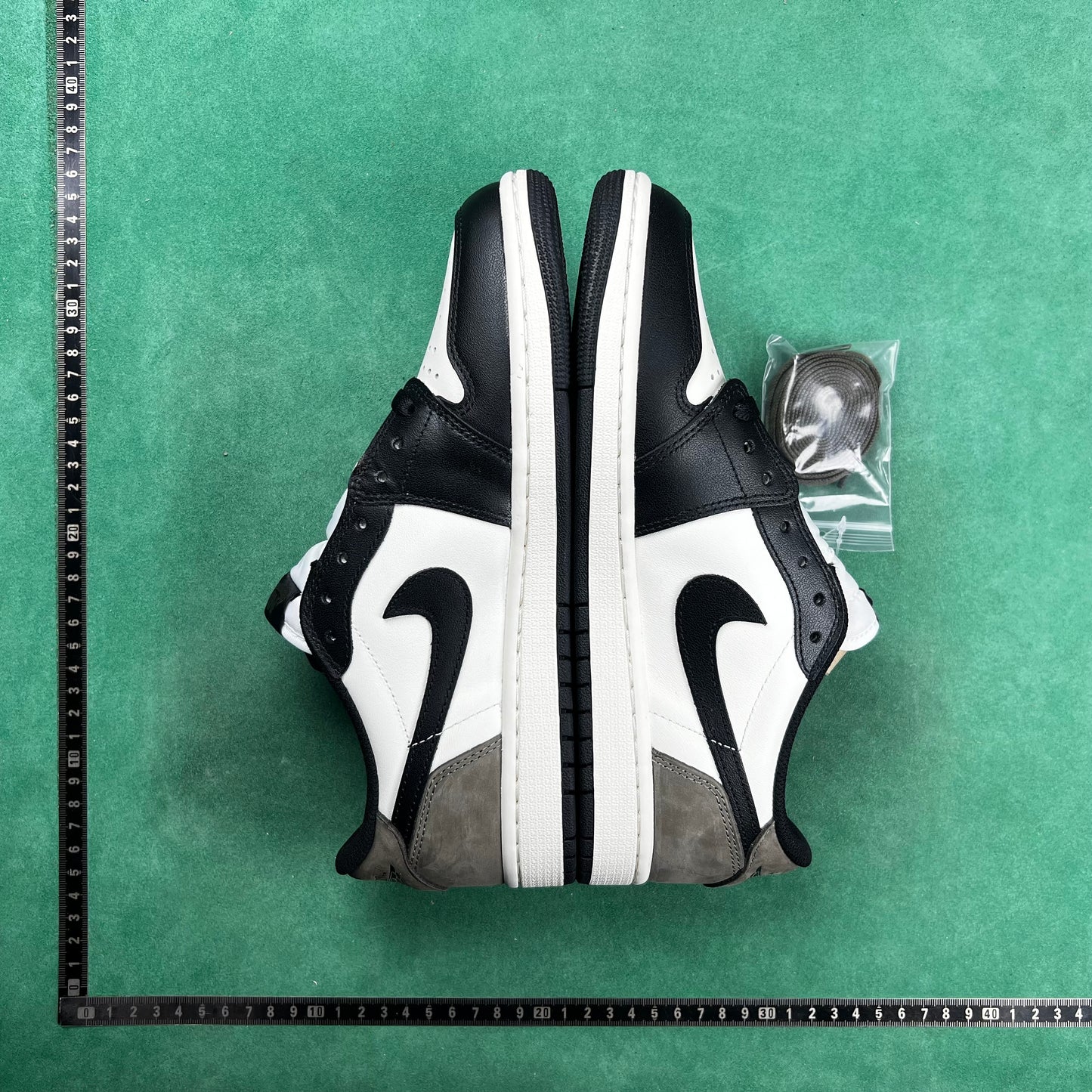 Air Jordan 1