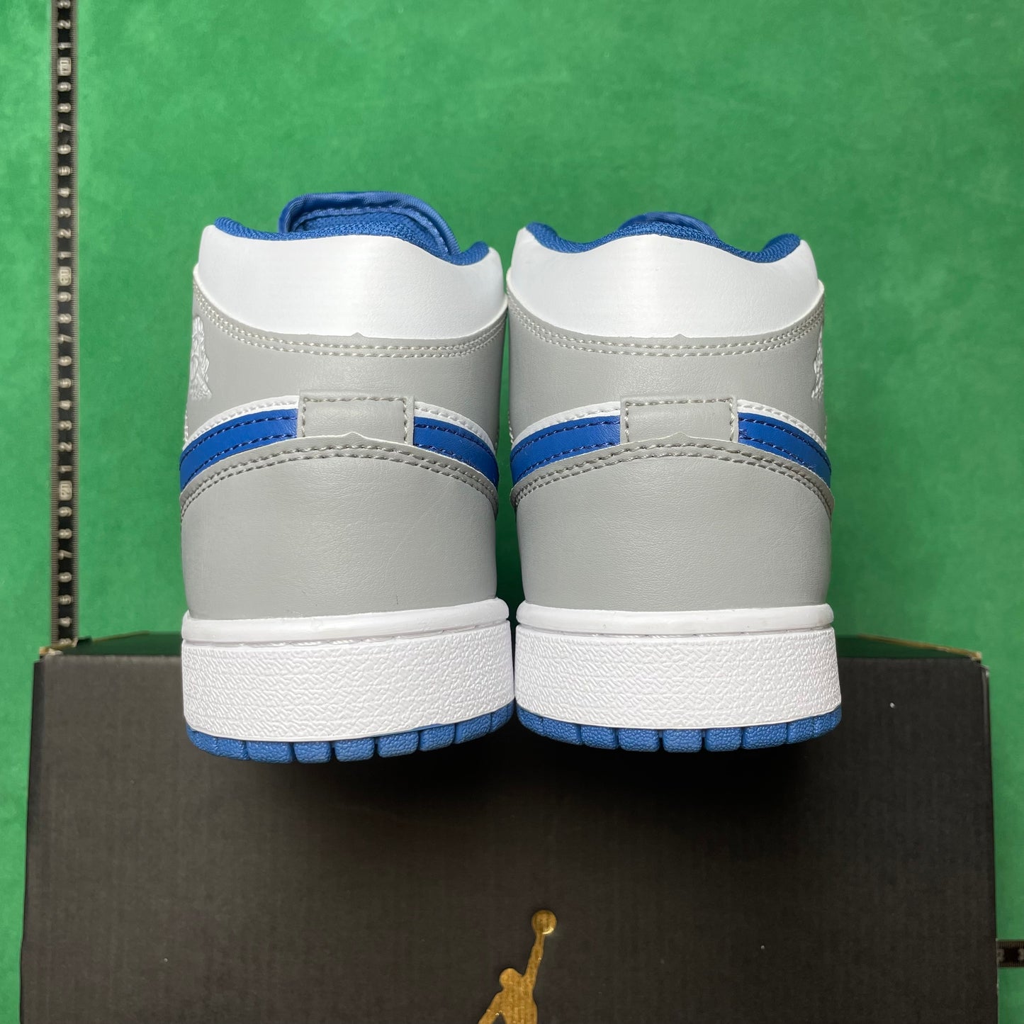 Air Jordan 1