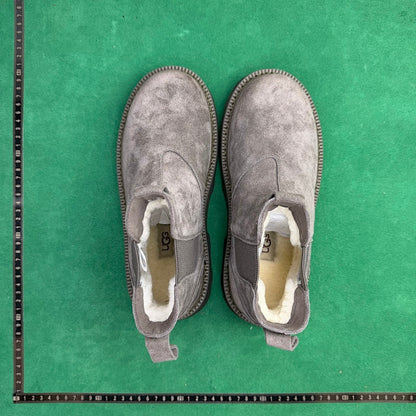 UGG