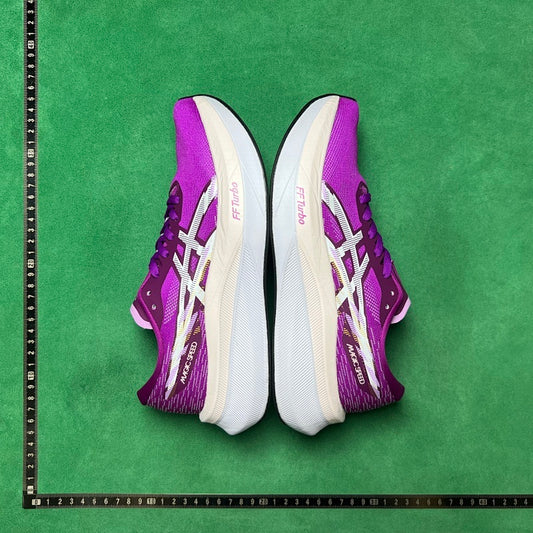 Asics Magic Speed 4