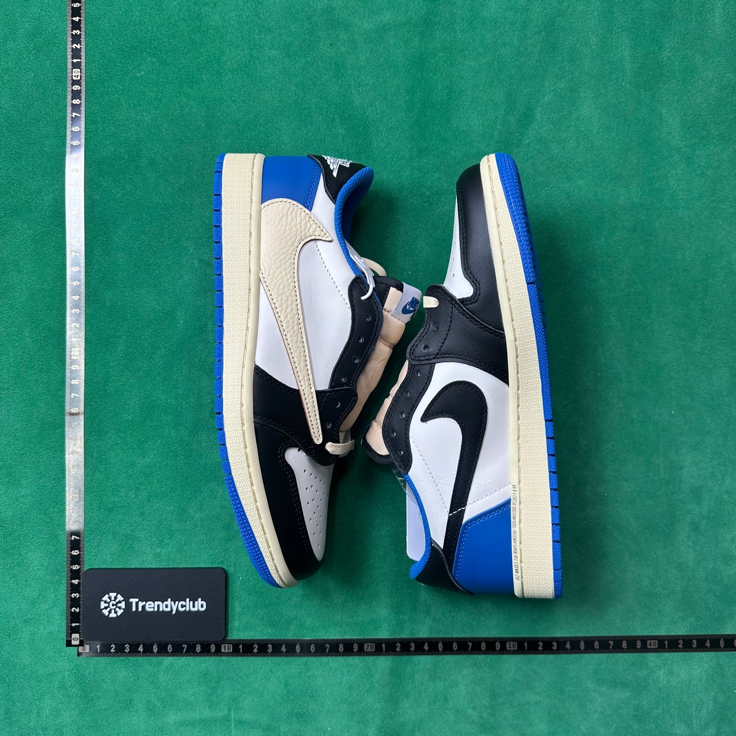 Air Jordan 1