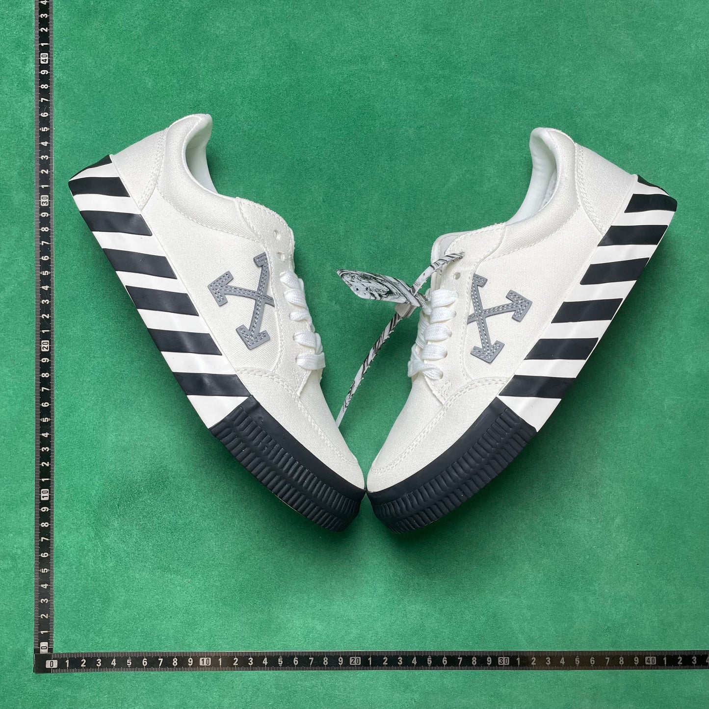 OffWhite - Gym Shoes Lovers