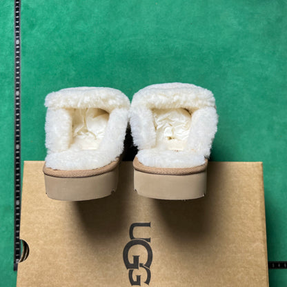 UGG