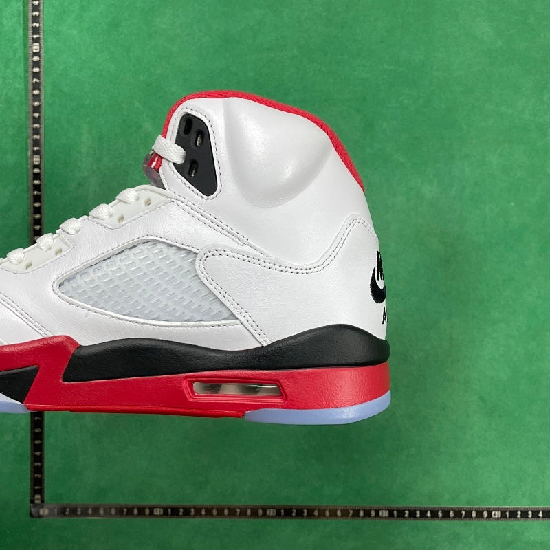 Air Jordan 5 Retro OG