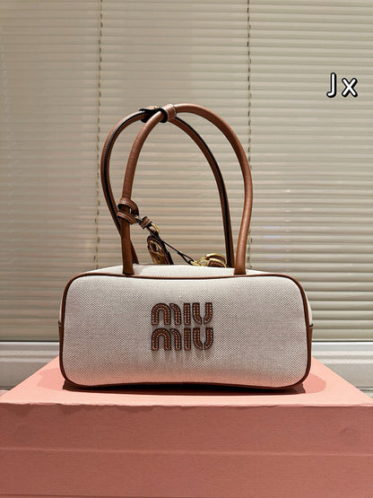 MiuMiu
