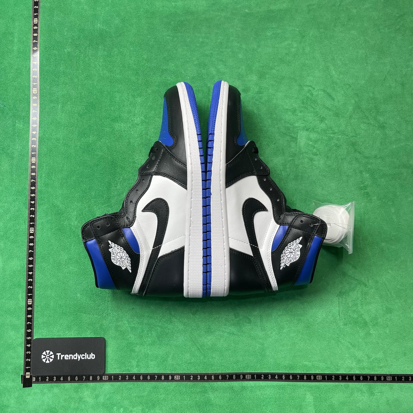 Air Jordan 1