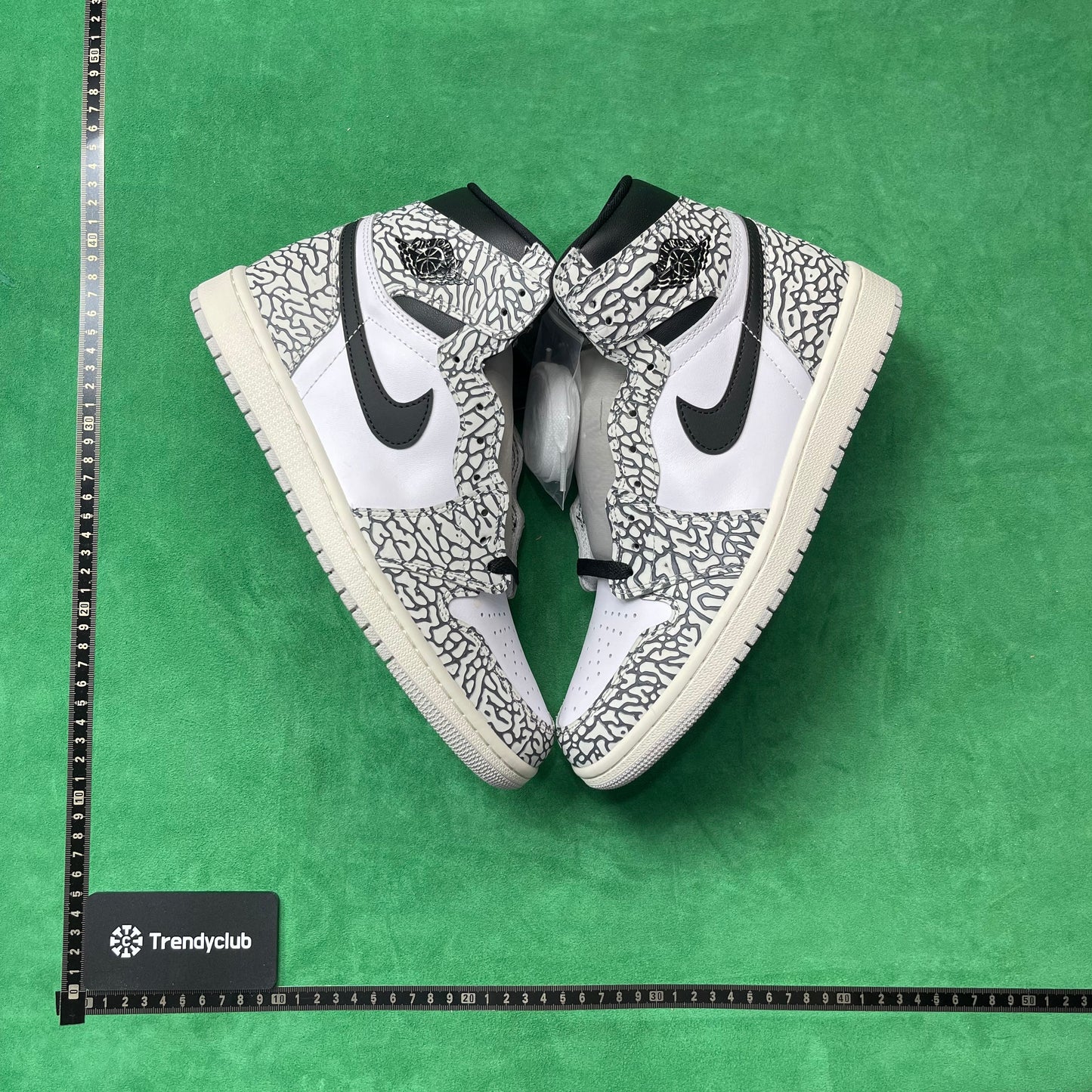 Air Jordan 1