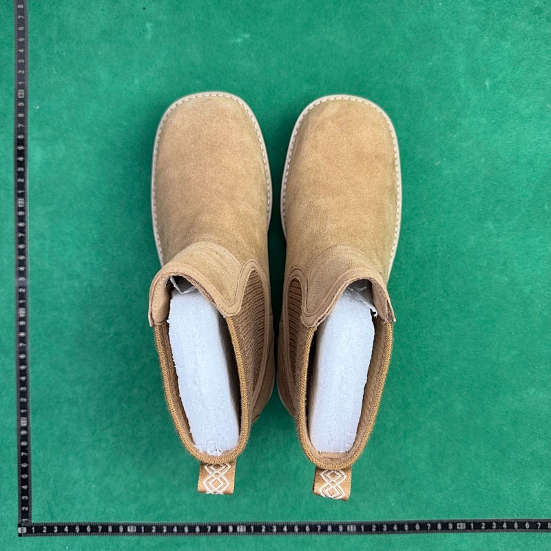 UGG