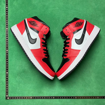 Air Jordan 1
