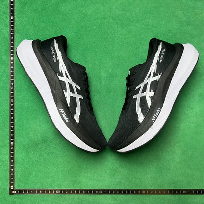 Asics Magic Speed 4