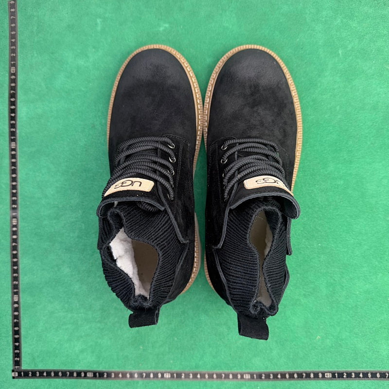 UGG