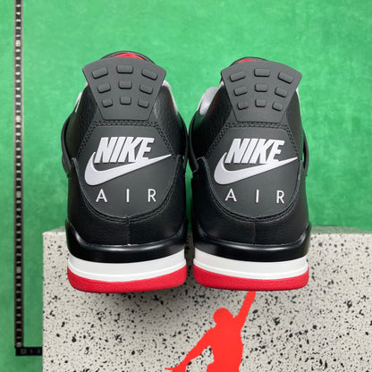 Air Jordan 4 Retro