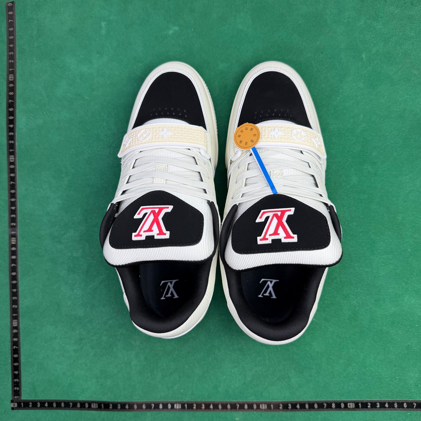 Louis Vuitton  - TT Trainer