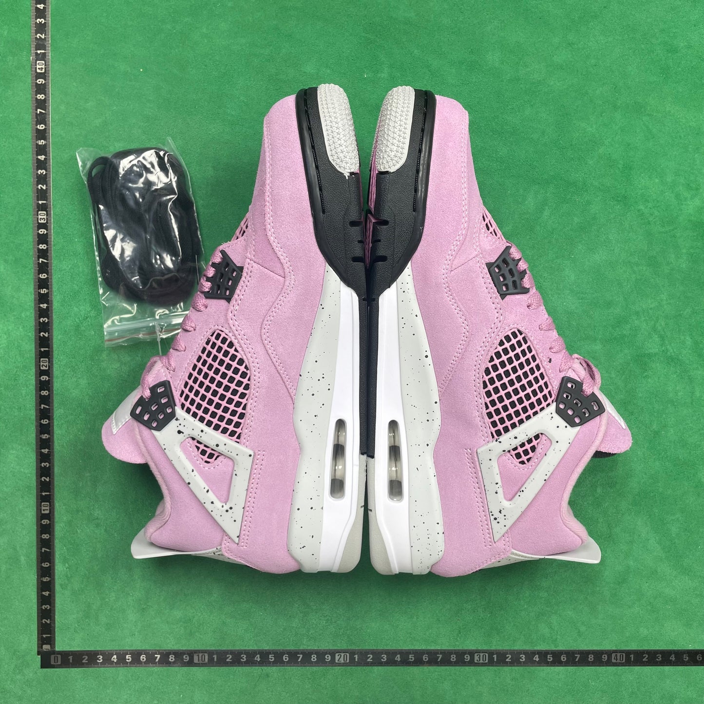 Air Jordan 4 WMNS Retro Sp
