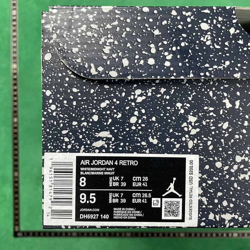 Air Jordan 4 Retro