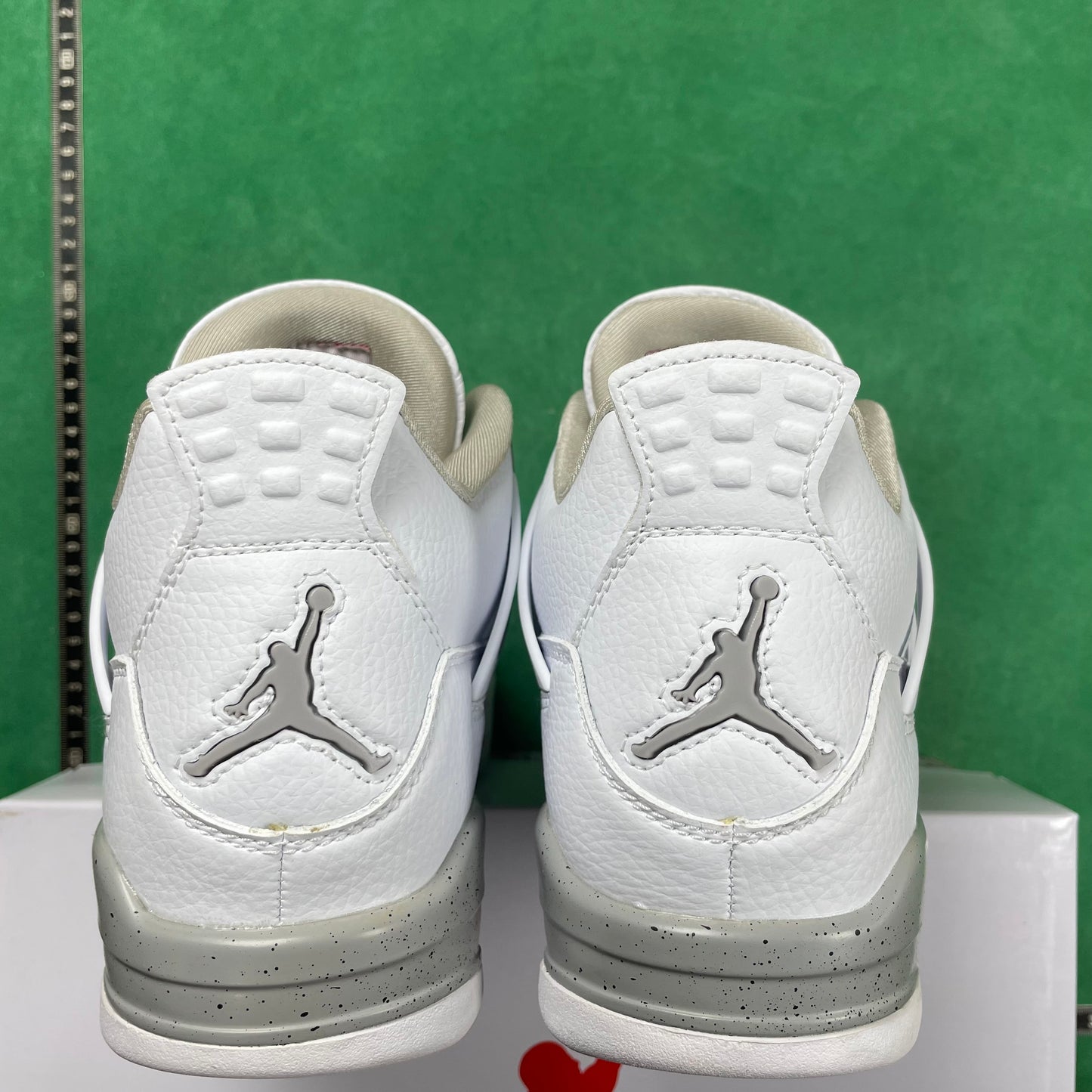 Air Jordan 4 SE