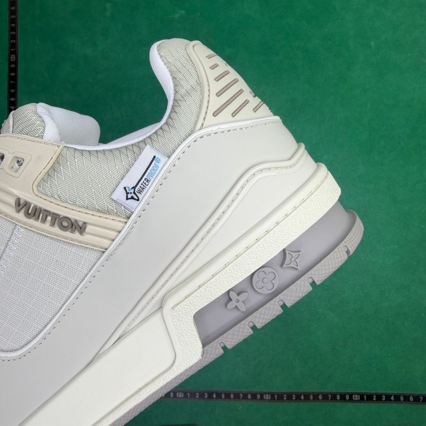 Louis Vuitton  - TT Trainer