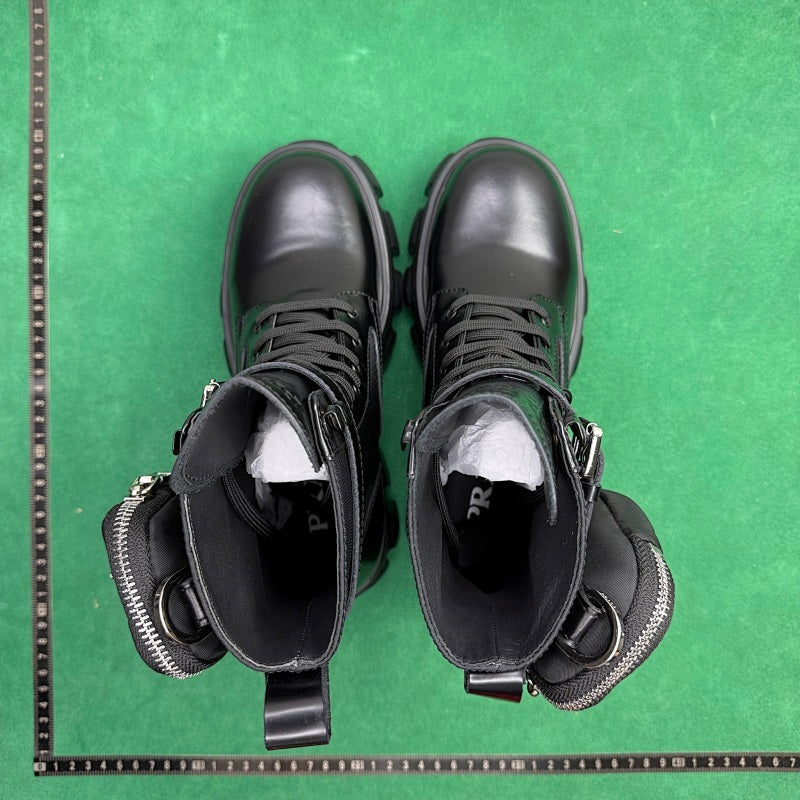 Prada - Monolith B