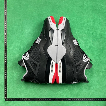 Air Jordan 4 Retro