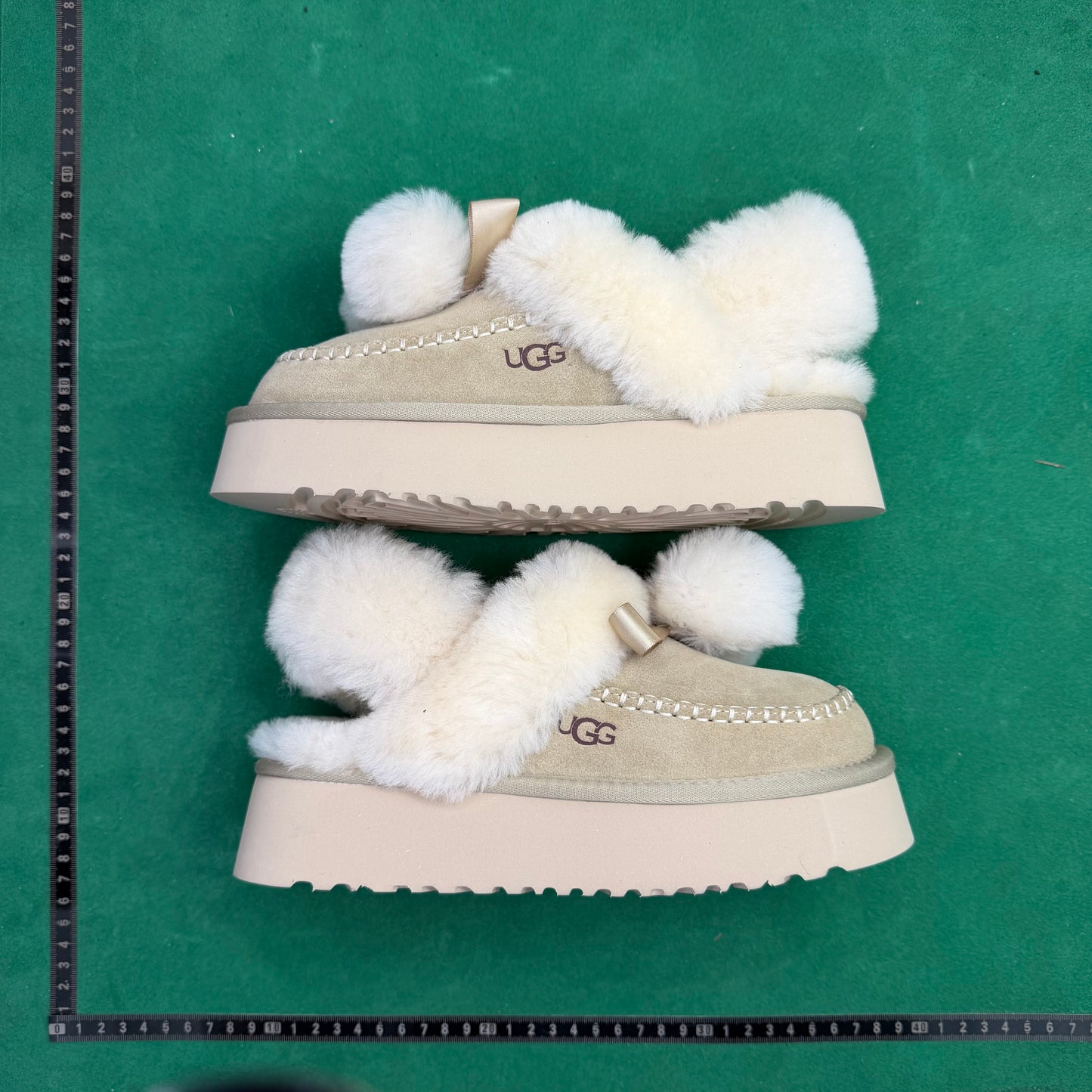 UGG