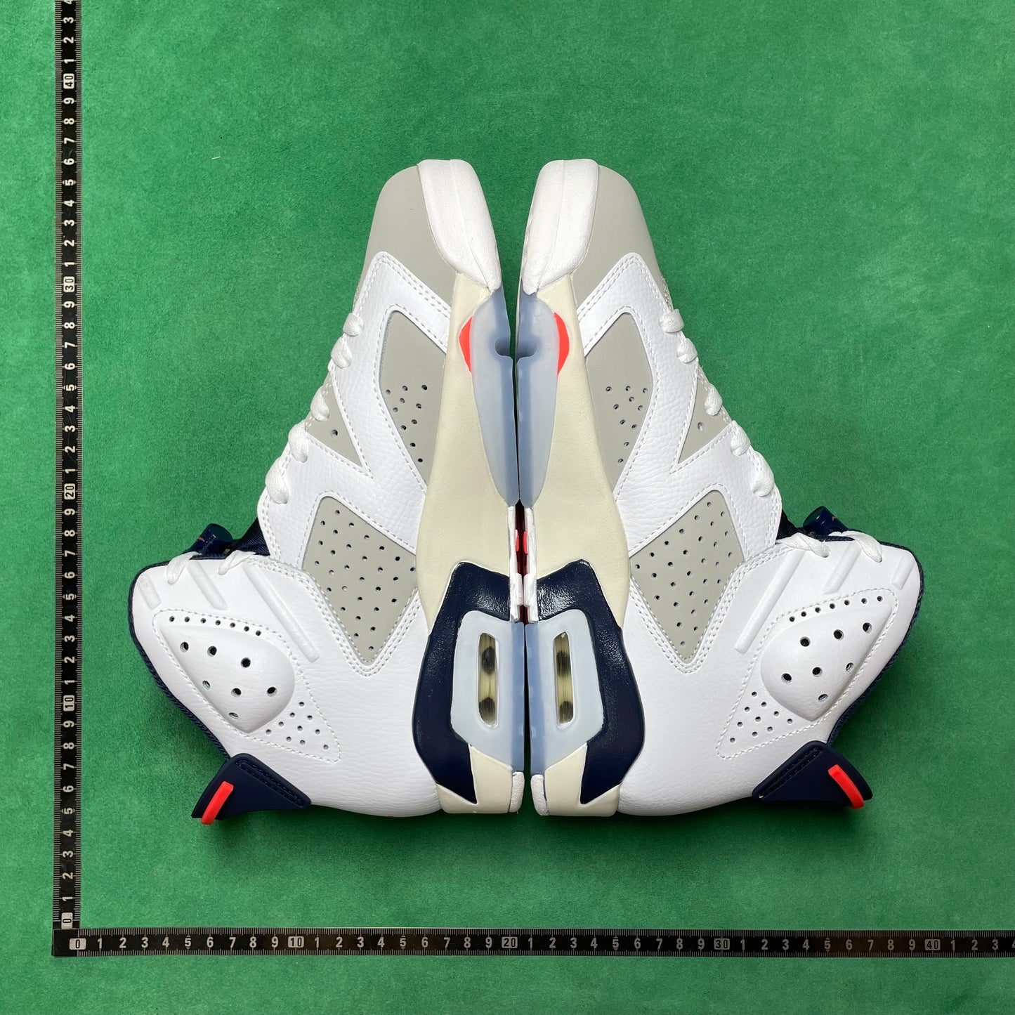 Air Jordan 6 Retro