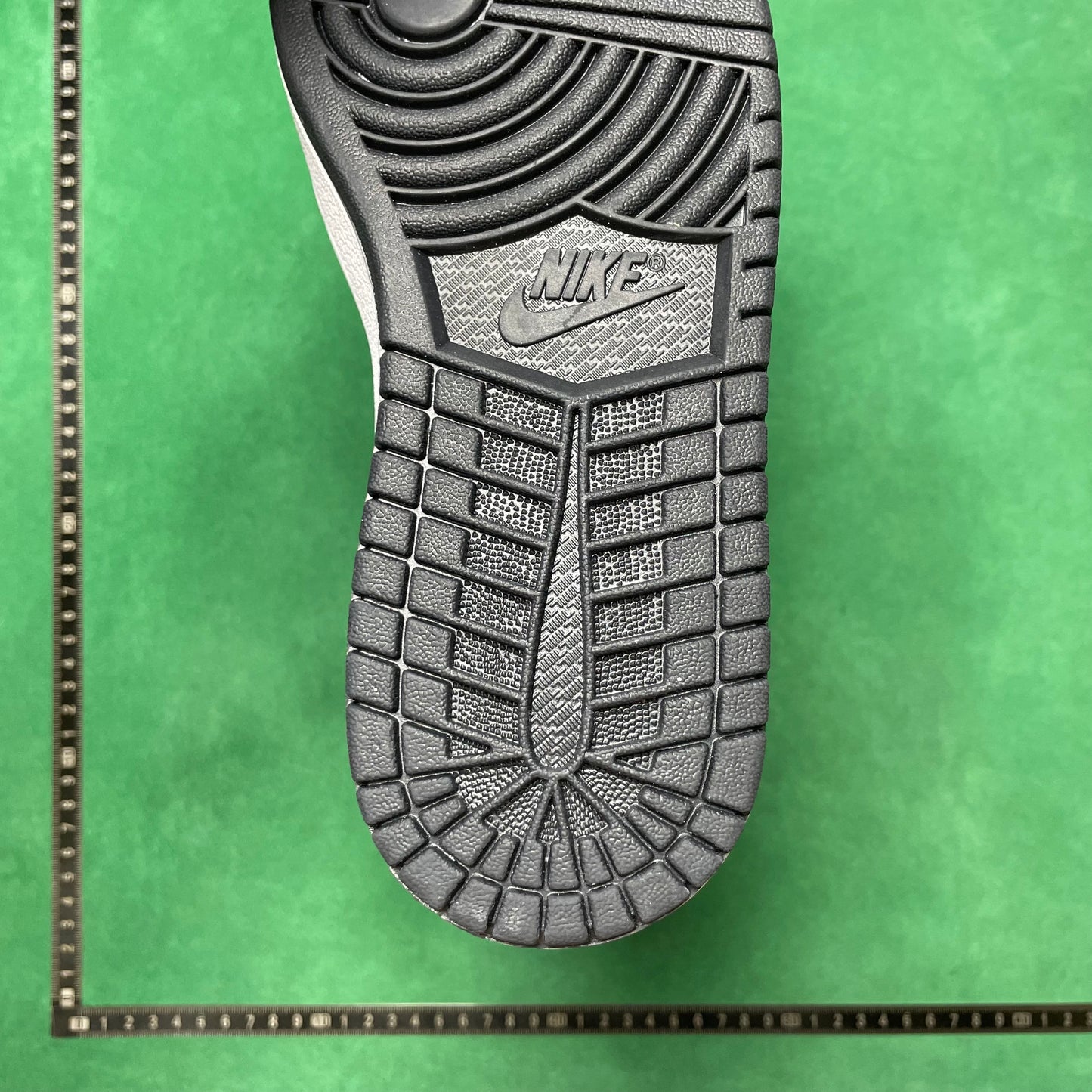 Air Jordan 1