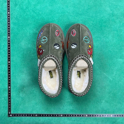 UGG