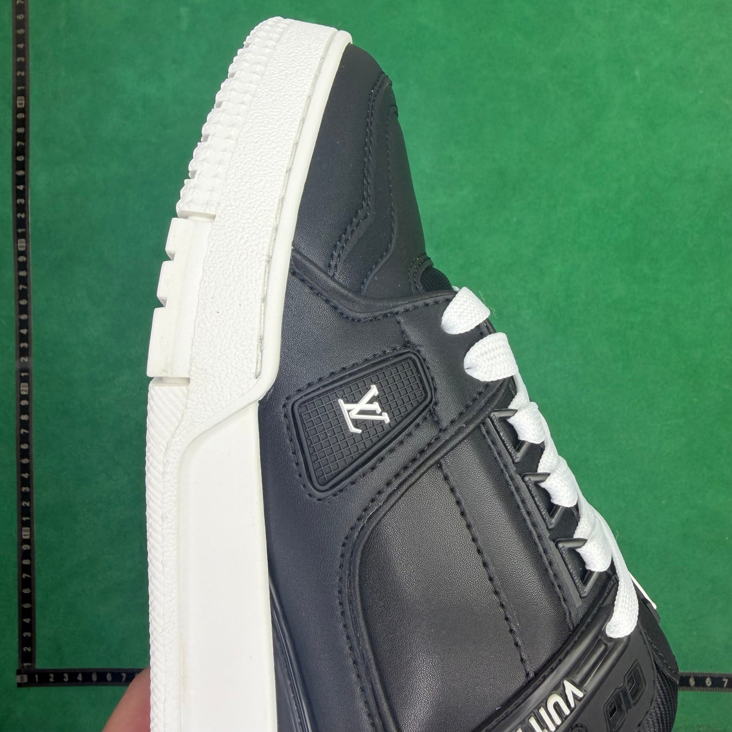Louis Vuitton  - TT Trainer