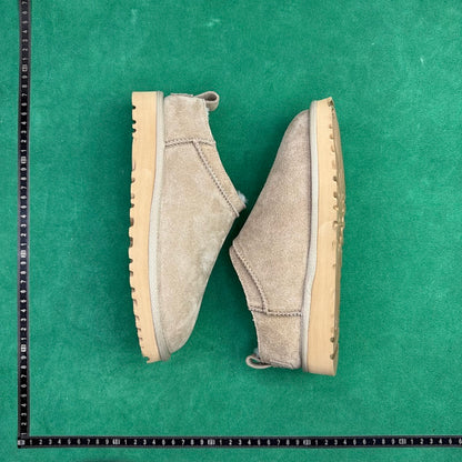 UGG