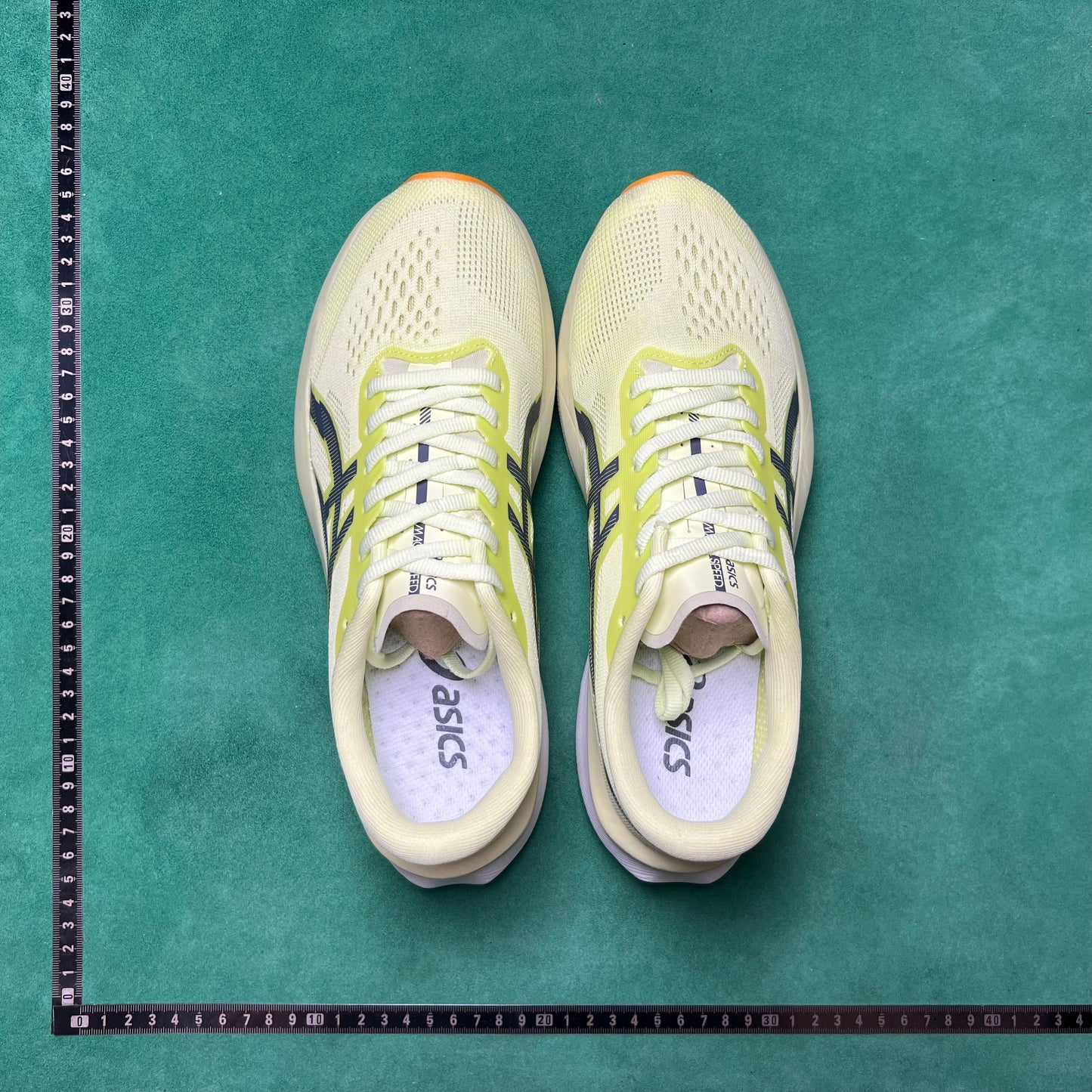 Asics Magic Speed 4