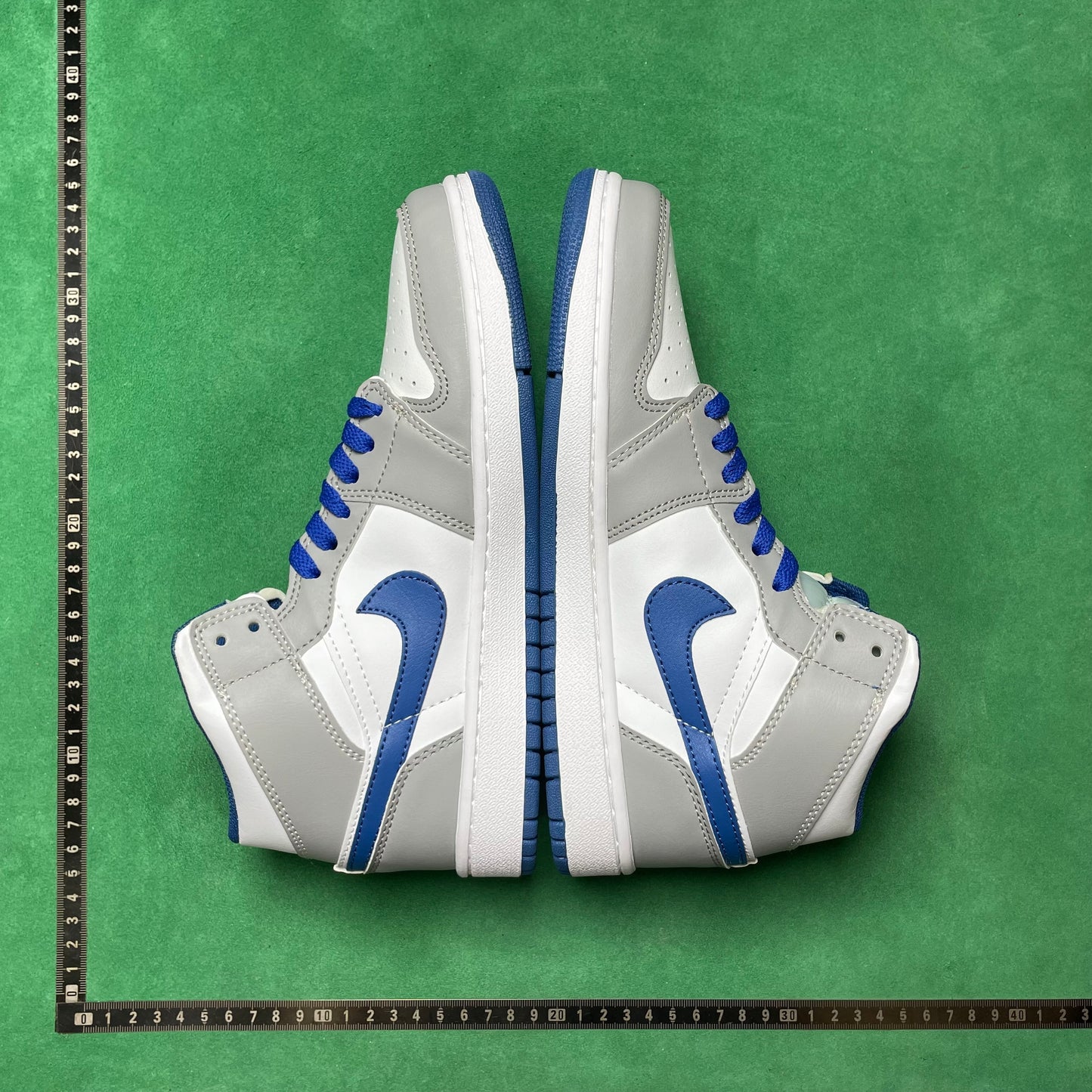 Air Jordan 1