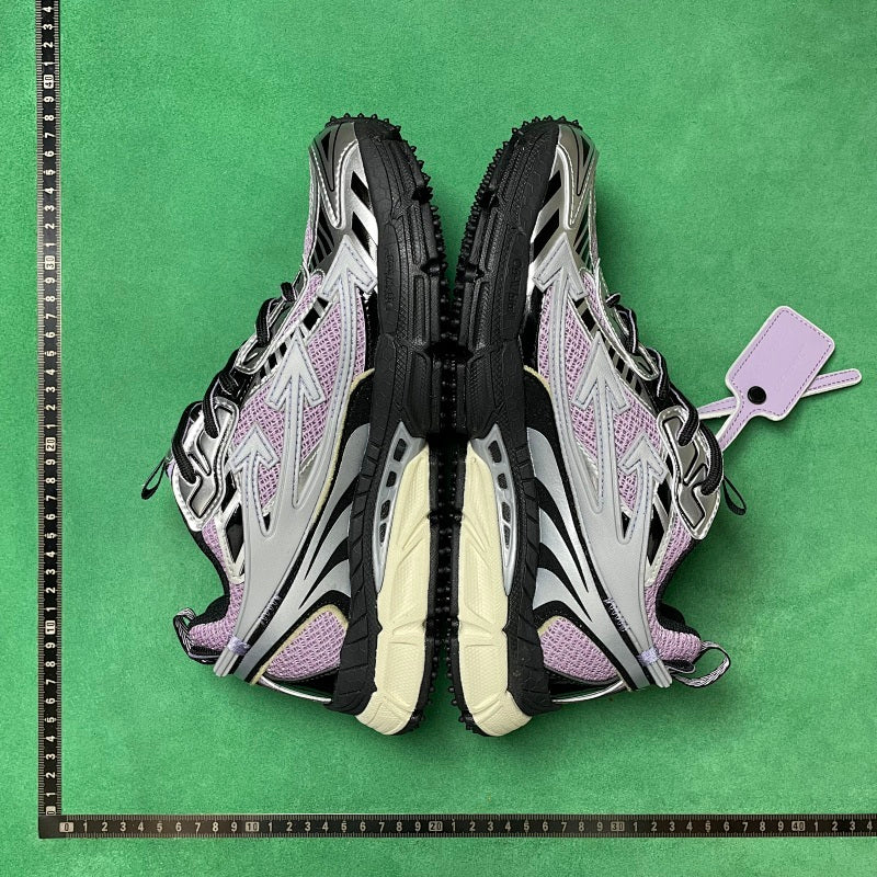 OffWhite - Be Right Back