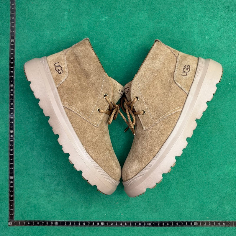 UGG