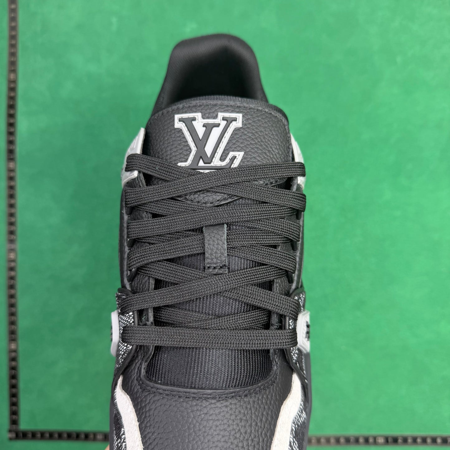 Louis Vuitton  - TT Trainer