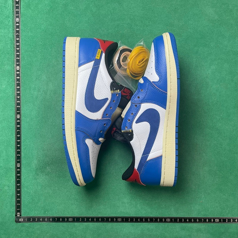 Air Jordan 1