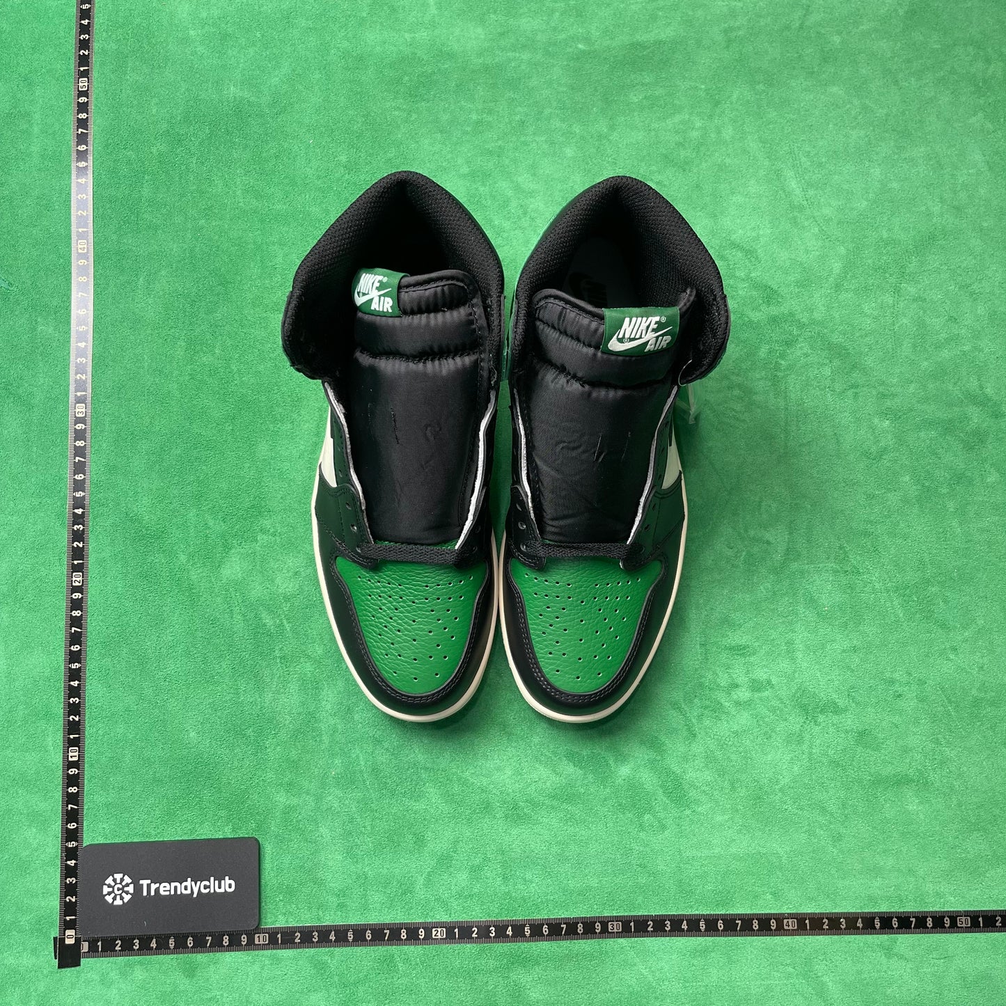 Air Jordan 1