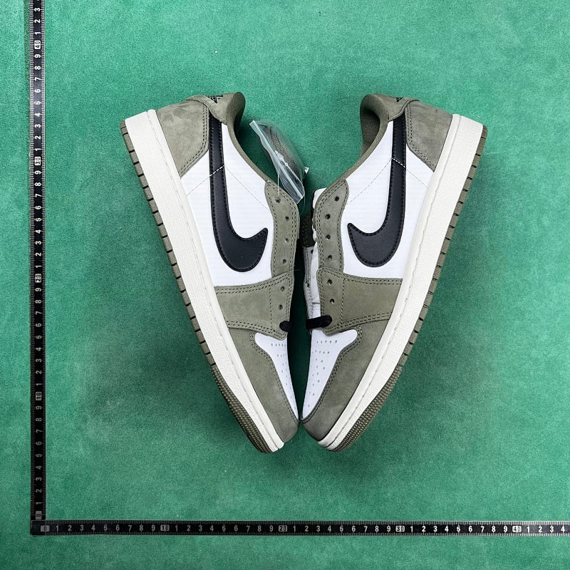 Air Jordan 1