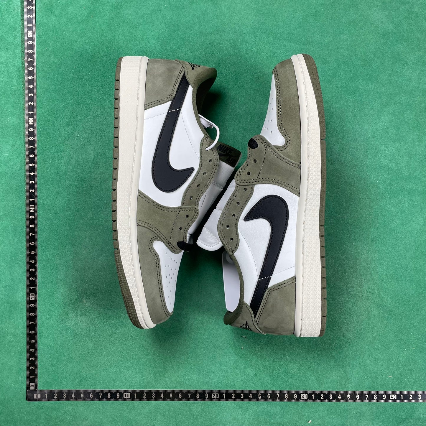 Air Jordan 1