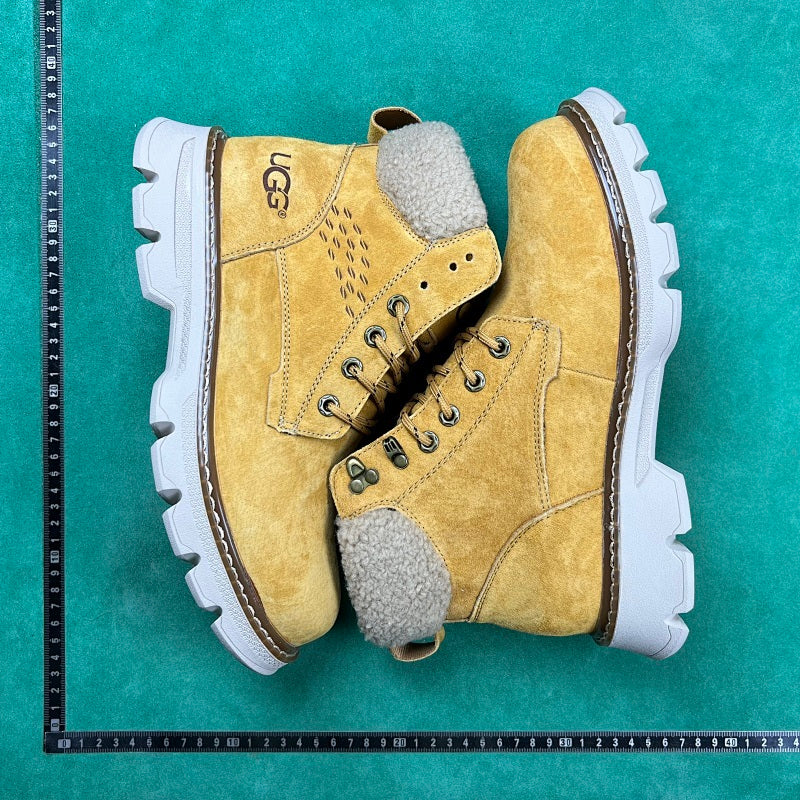 UGG