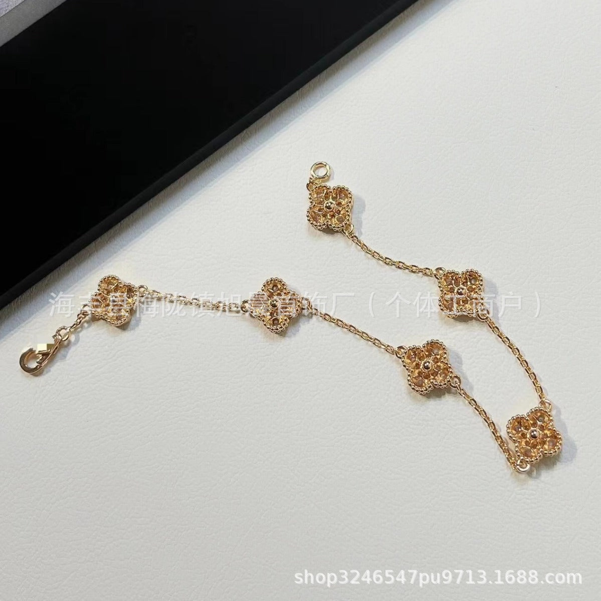 Ins High Version Mini small size Four-leaf Clover Six-flower Bracelet Women's Plated 18K Gold Full Diamond Flower Bracelet Elegant Fashion
