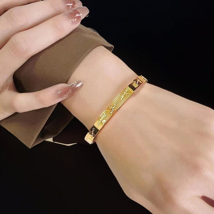 European and American Cross-Border Stainless Steel Bracelet, Titanium Steel Nail Bracelet for Women, Non-Fading, Simple, Versatile, Fashionable and Elegant Bracelet