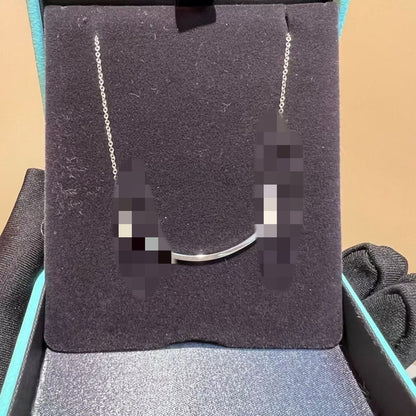 High Version T Home V Gold Smile Smiley Face Necklace Fashion Beautiful Light Luxury Full Diamond Sense Popular Clavicle Chain Gift Female OL