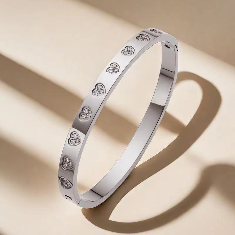 Cross-border Stainless Steel Bracelet Women's High-grade Electroplated Circle Bracelet Diamond Light Luxury Titanium Steel Fashion Jewelry