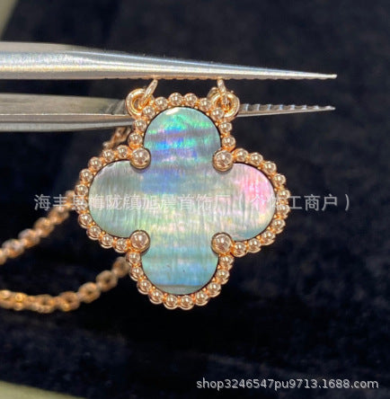 Latest Product 2025 Fanjia Four-Leaf Necklace 15mm Carnelian White Mother-Of-Pearl Pendant Clavicle Chain Couple Gift Fashion