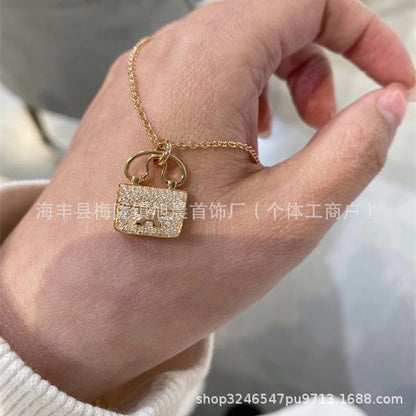 High Version V Gold H Letter Necklace Women's Color-free Enamel Clavicle Chain Light Luxury Rose Gold Pendant for Girlfriends Gift