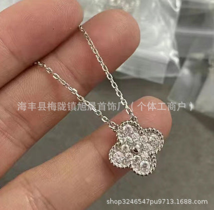 Latest Product 2025 Fanjia Four-Leaf Necklace 15mm Carnelian White Mother-Of-Pearl Pendant Clavicle Chain Couple Gift Fashion
