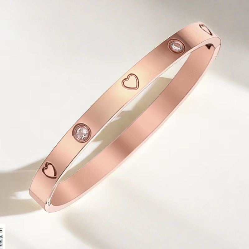 European and American Cross-Border Stainless Steel Bracelet, Titanium Steel Nail Bracelet for Women, Non-Fading, Simple, Versatile, Fashionable and Elegant Bracelet