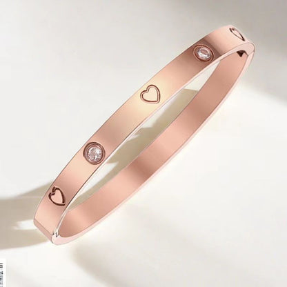 European and American Cross-Border Stainless Steel Bracelet, Titanium Steel Nail Bracelet for Women, Non-Fading, Simple, Versatile, Fashionable and Elegant Bracelet