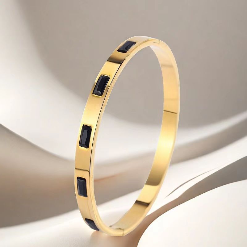 Cross-border Stainless Steel Bracelet Women's High-grade Electroplated Circle Bracelet Diamond Light Luxury Titanium Steel Fashion Jewelry