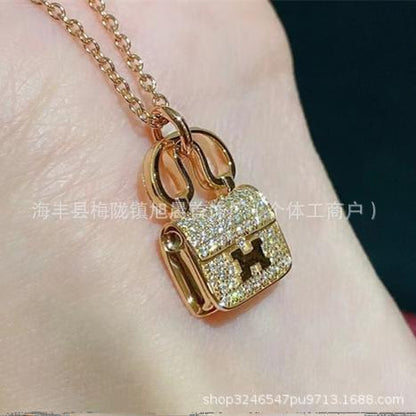 High Version V Gold H Letter Necklace Women's Color-free Enamel Clavicle Chain Light Luxury Rose Gold Pendant for Girlfriends Gift